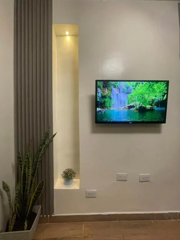 Lindo Apt La 70 Laurles Estadio Medellin Apartment