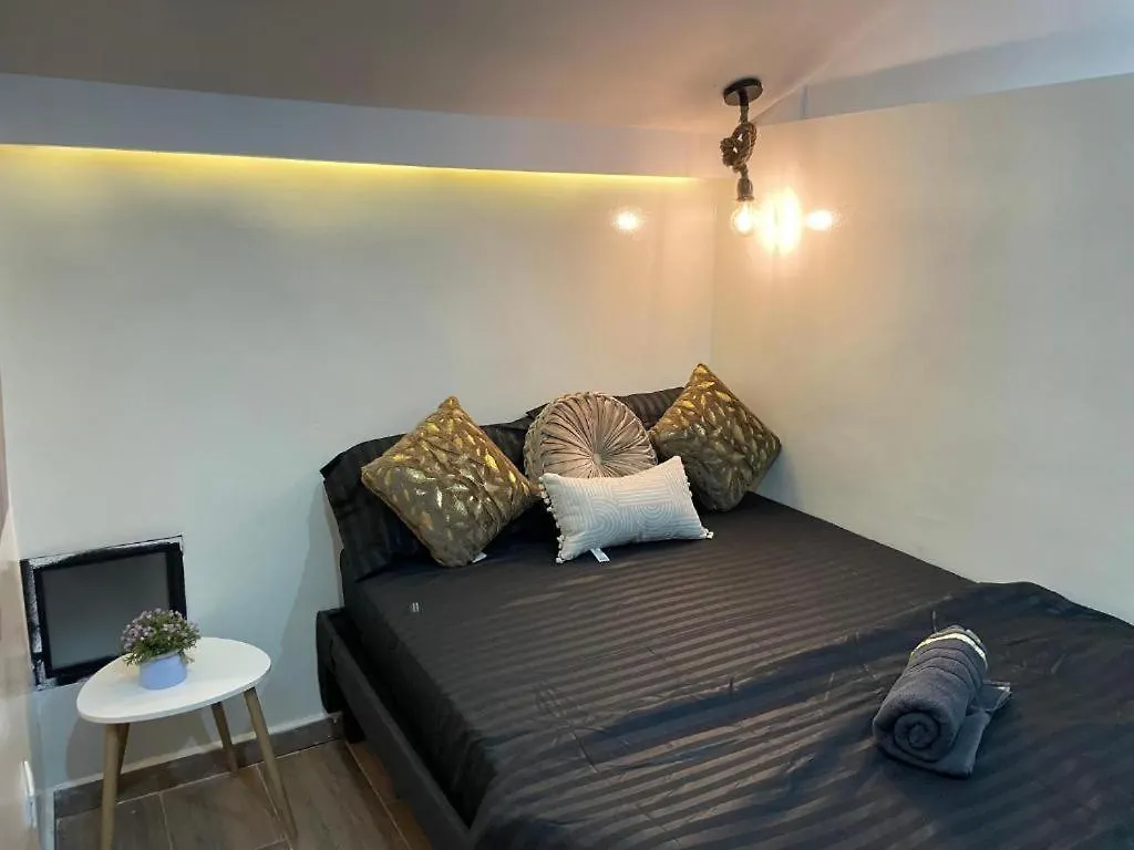 Apartment Lindo Apt La 70 Laurles Estadio Medellin