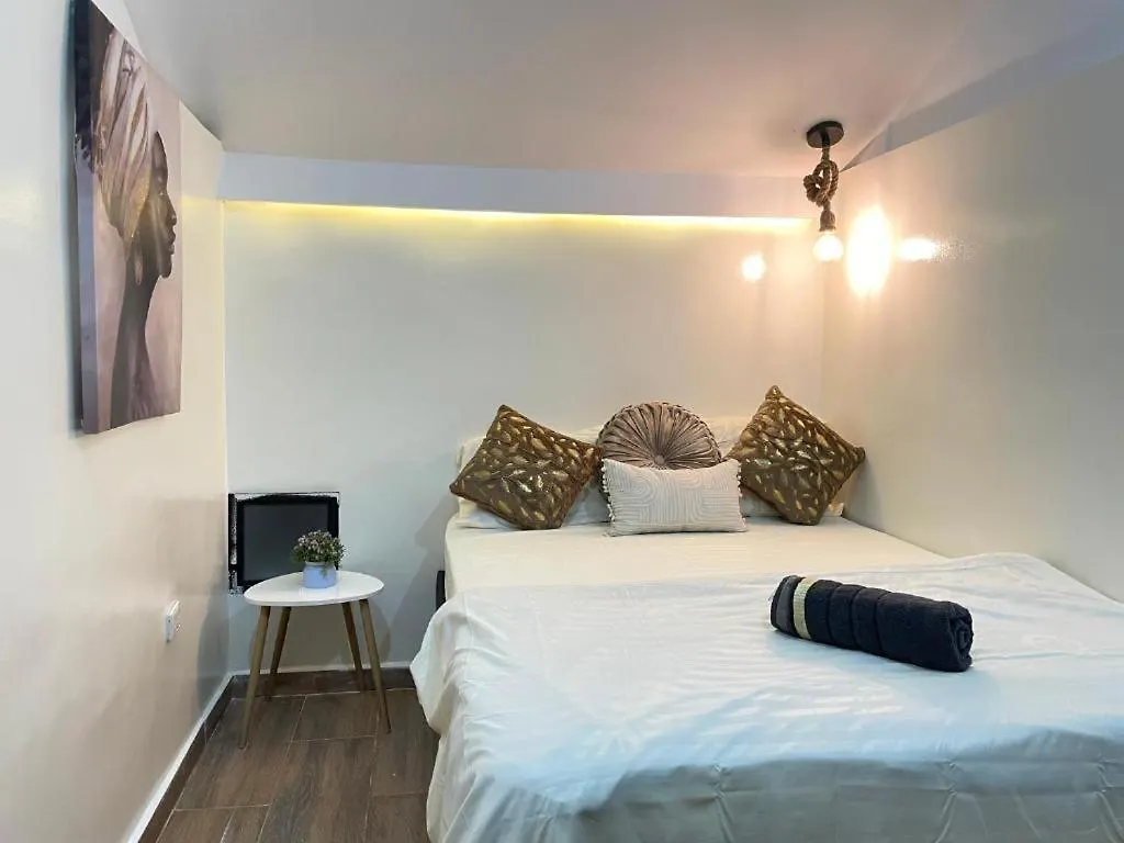 Apartment Lindo Apt La 70 Laurles Estadio Medellin Colombia
